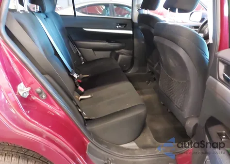 2013 Subaru Outback 2.5I Premium z USA, uszkodzony, nr VIN 4S4BRBCC0D3310083